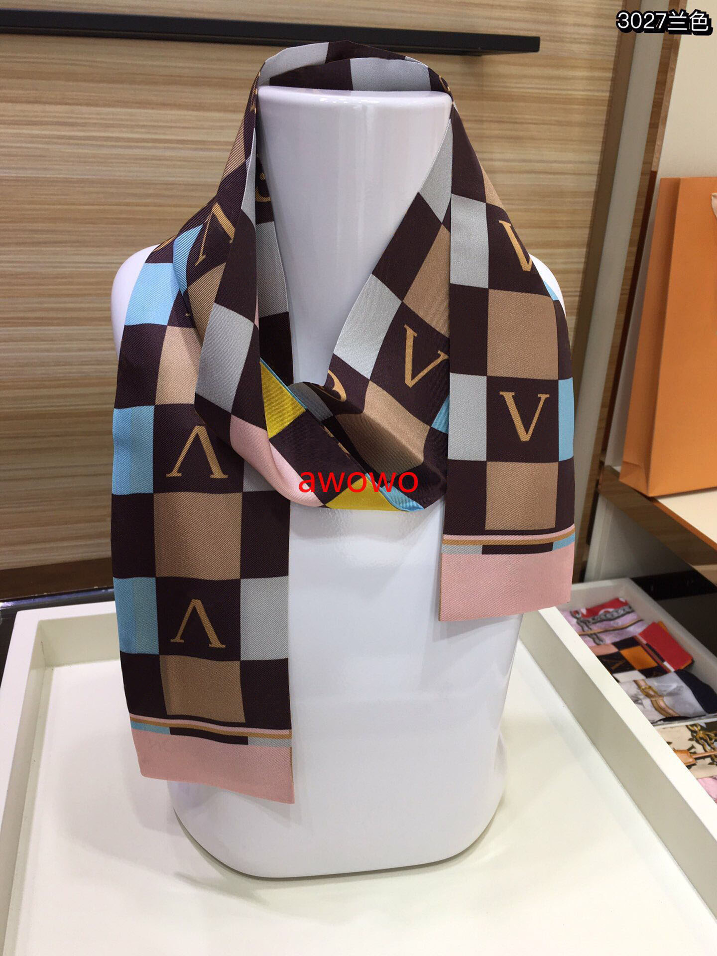 French Check design 100% silk ribbon scarf top quality bag accessories summer exquisite noble women girl headband scarves
French Check design 100% silk ribbon scarf top quality bag accessories summer exquisite noble women girl headband scarves