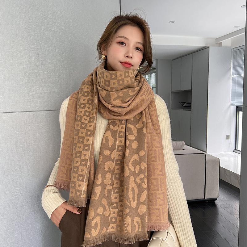 Scarves Women's Scarf Leopard-print Heart Short Beard Widened Warm Long Shawls Winter Thickened Tassel Neck, Blue;gray
Scarves Women's Scarf Leopard-print Heart Short Beard Widened Warm Long Shawls Winter Thickened Tassel Neck, Blue;gray