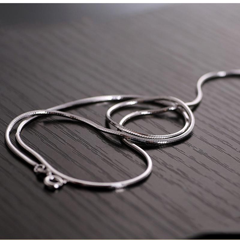 Chains Silver Korean Fashion Jewelry Men Necklace Eight-Sided Snake Bone Chain Gift Accessories
Chains Silver Korean Fashion Jewelry Men Necklace Eight-Sided Snake Bone Chain Gift Accessories