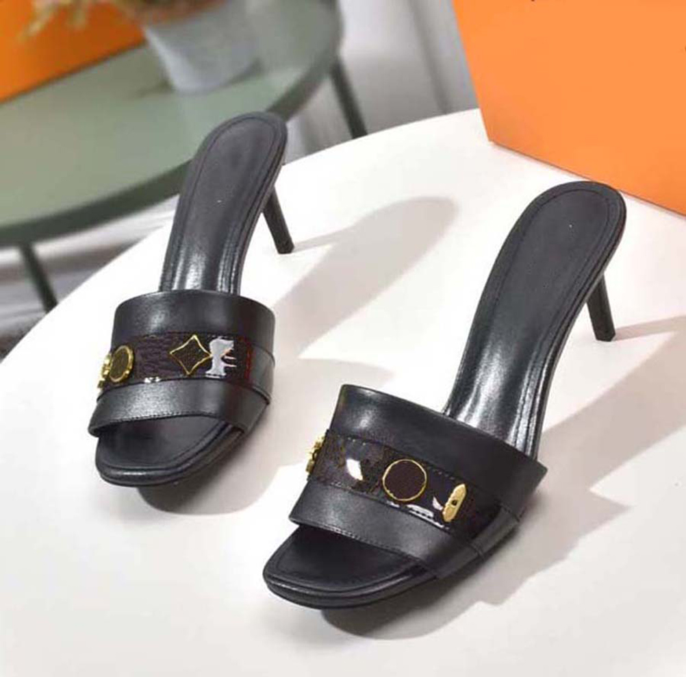 Woman Man Sandal Rubber Slippers Quality Beach causal Men Women slipper High heel shoes Slide Eu:35-41 With box 03, #5
Woman Man Sandal Rubber Slippers Quality Beach causal Men Women slipper High heel shoes Slide Eu:35-41 With box 03, #5