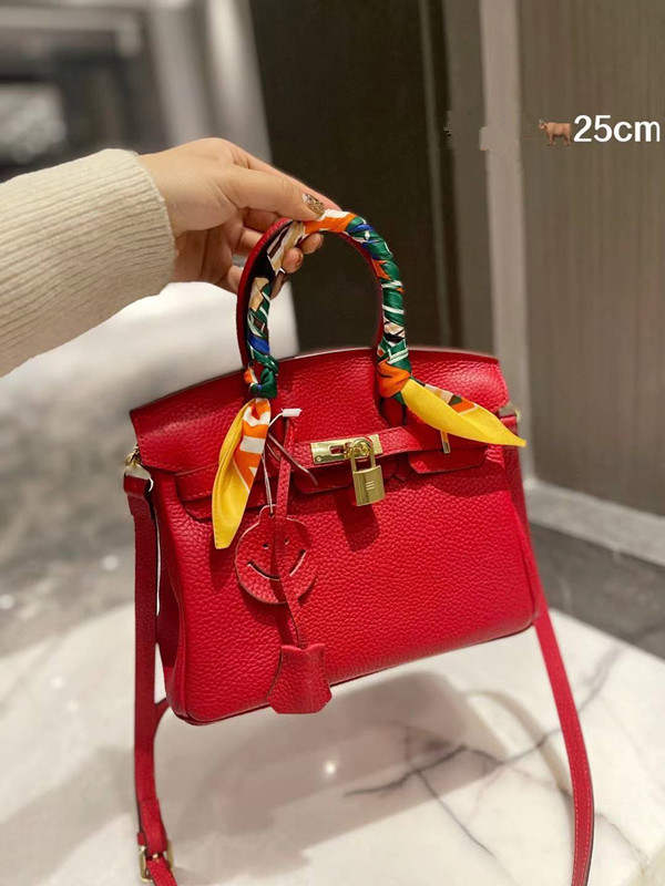 7A+top quality bag women purse Designer Tote Bags Handmade Luxury designer Handbags classic fashion Togo leather wallet pochette clutch with orange box, Red 30cm
7A+top quality bag women purse Designer Tote Bags Handmade Luxury designer Handbags classic fashion Togo leather wallet pochette clutch with orange box, Red 30cm