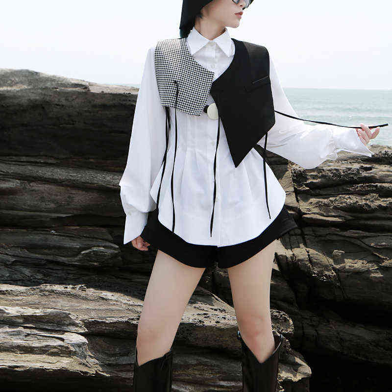[EAM] Women Black Plaid Split Asymmetrical Loose Fit Vest V-collar Sleeveless Fashion Spring Autumn 1H073 211120