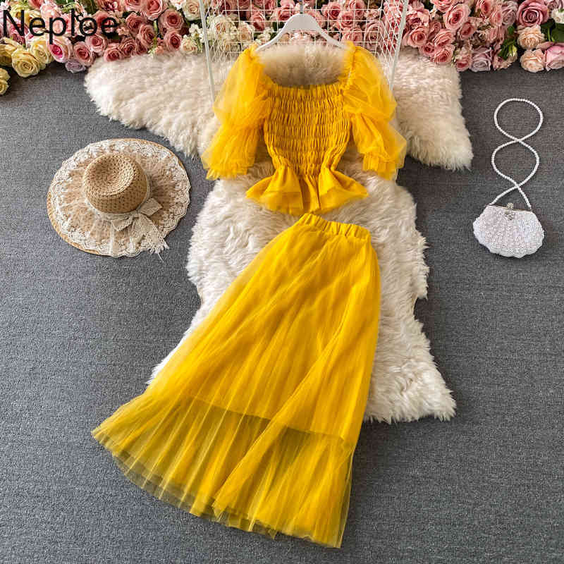 Neploe 2 Piece Set Women Gauze Patchwork Pleated Crop Tops Slim Big Swing Skirt Korean Sweet Suit Summer Femme Roupas 4i392 210422