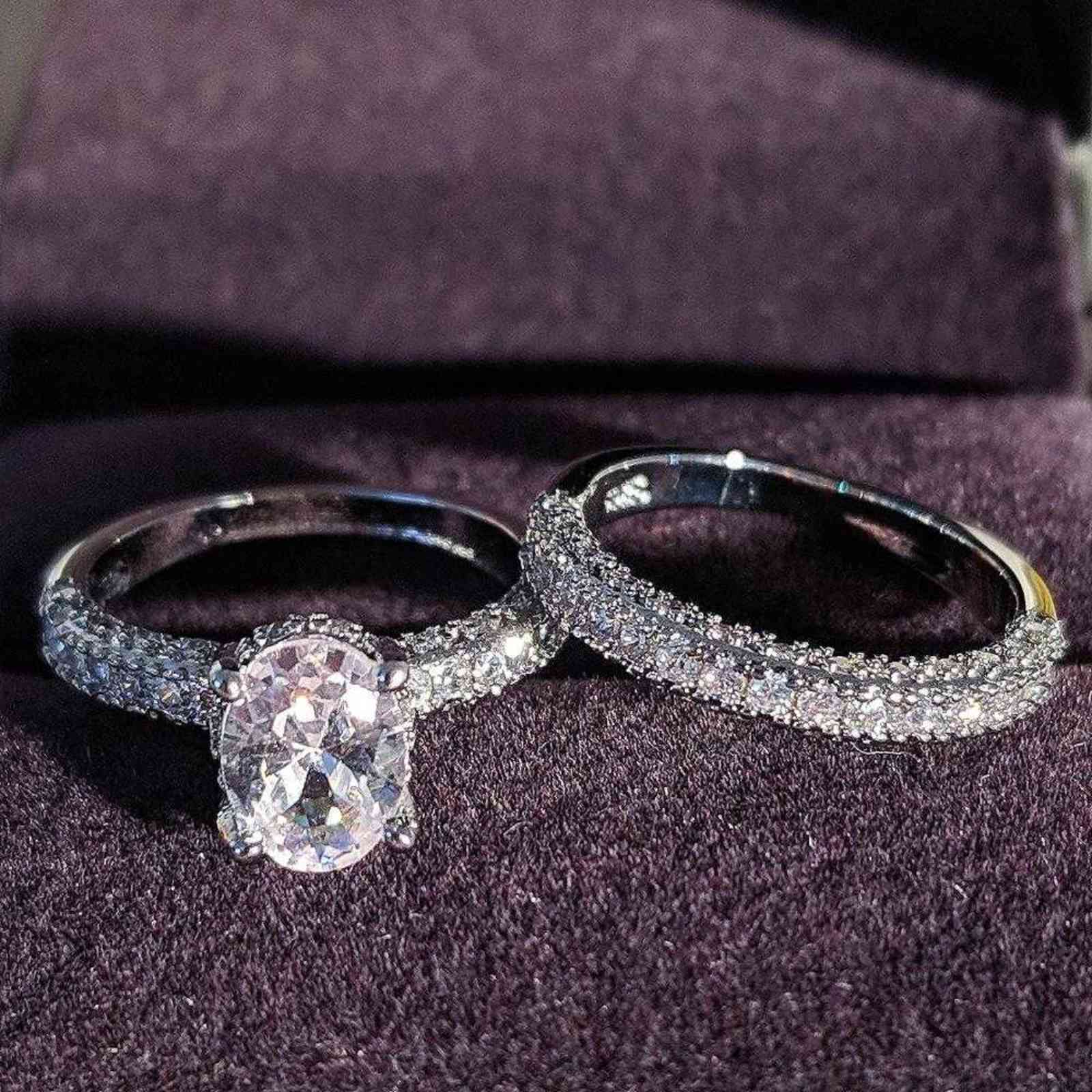 Selling Luxury Oval 925 Sterling Silver Wedding Ring Set for Women Lady Anniversary Jewelry Wholesale Christmas R5219
Selling Luxury Oval 925 Sterling Silver Wedding Ring Set for Women Lady Anniversary Jewelry Wholesale Christmas R5219