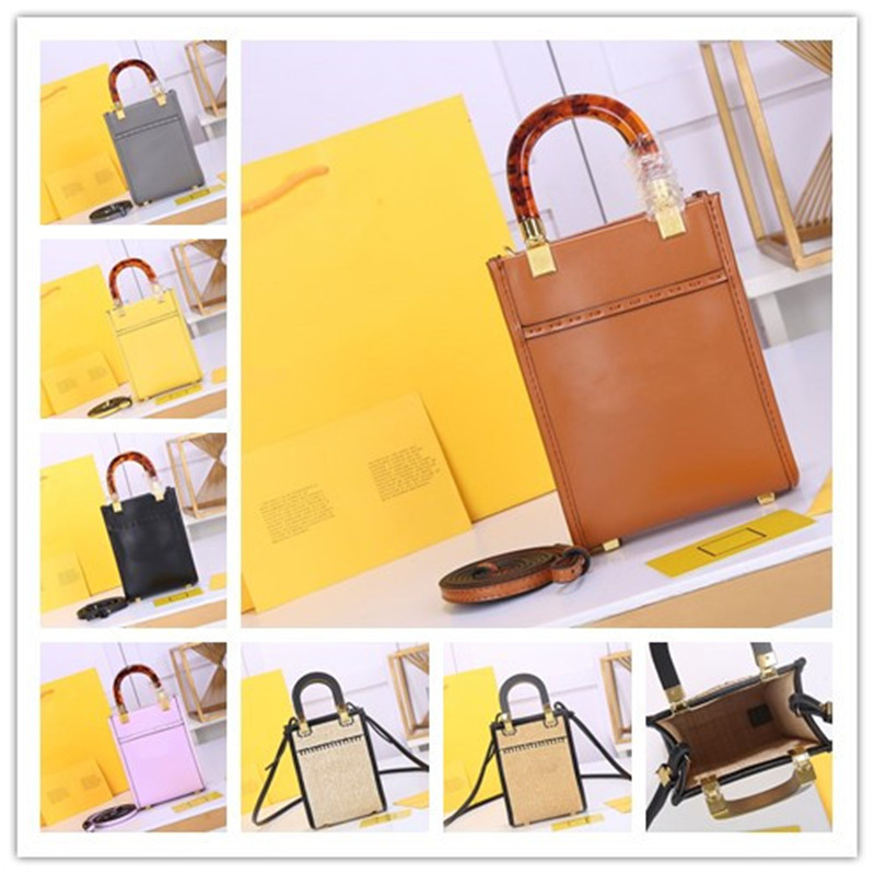 Designer Sunshine mini totes Leather shopper Tote Bag Brown Italy leather Women Logo Handbag 9907 Size:13x6.5x18cm, Don't pay it
Designer Sunshine mini totes Leather shopper Tote Bag Brown Italy leather Women Logo Handbag 9907 Size:13x6.5x18cm, Don't pay it
