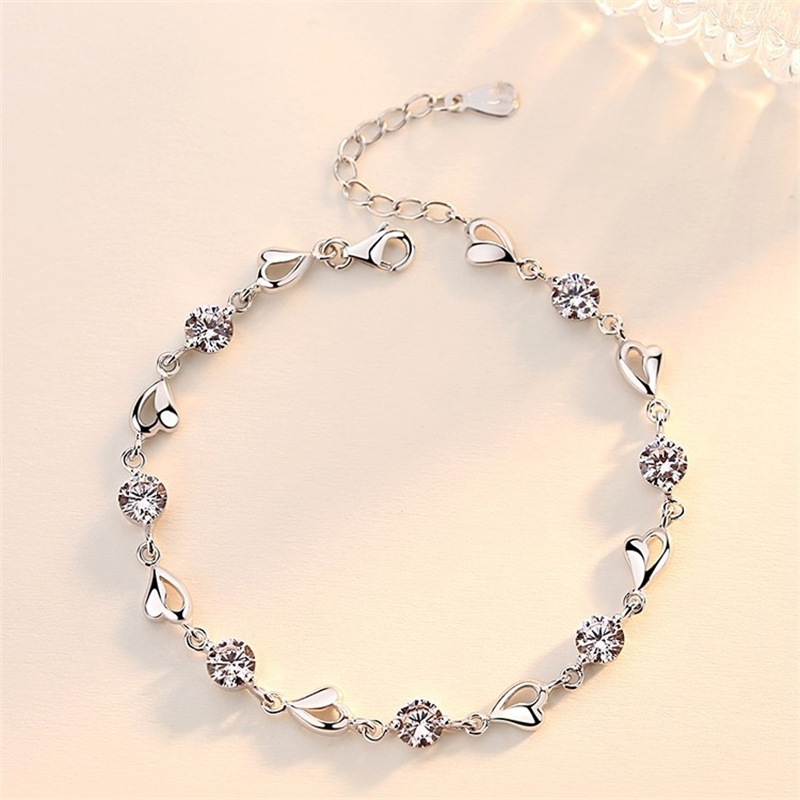 korean silver plated mori series literature and art blue crystal women's diamond zircon heart-shaped bracelet simple, Black
korean silver plated mori series literature and art blue crystal women's diamond zircon heart-shaped bracelet simple, Black