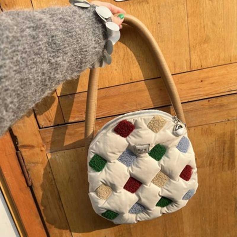 Evening Bags Women Quilted Tote Padded With Down Cotton Soft Leather Shoulder Crossbody Messenger Bag High Quality Female Handbag Purses
Evening Bags Women Quilted Tote Padded With Down Cotton Soft Leather Shoulder Crossbody Messenger Bag High Quality Female Handbag Purses