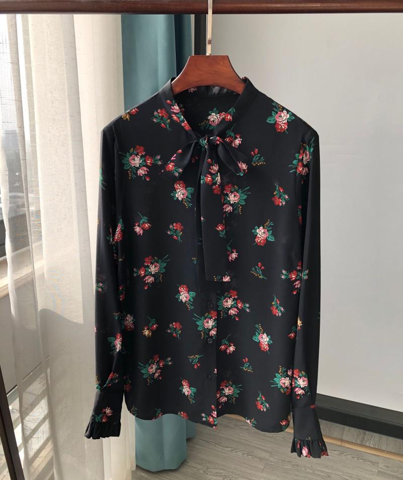 Women' Blouses & Shirts Women Shirt Spring / Summer 2021 Silk Bow Floral Print Long-sleeved, Black
Women' Blouses & Shirts Women Shirt Spring / Summer 2021 Silk Bow Floral Print Long-sleeved, Black