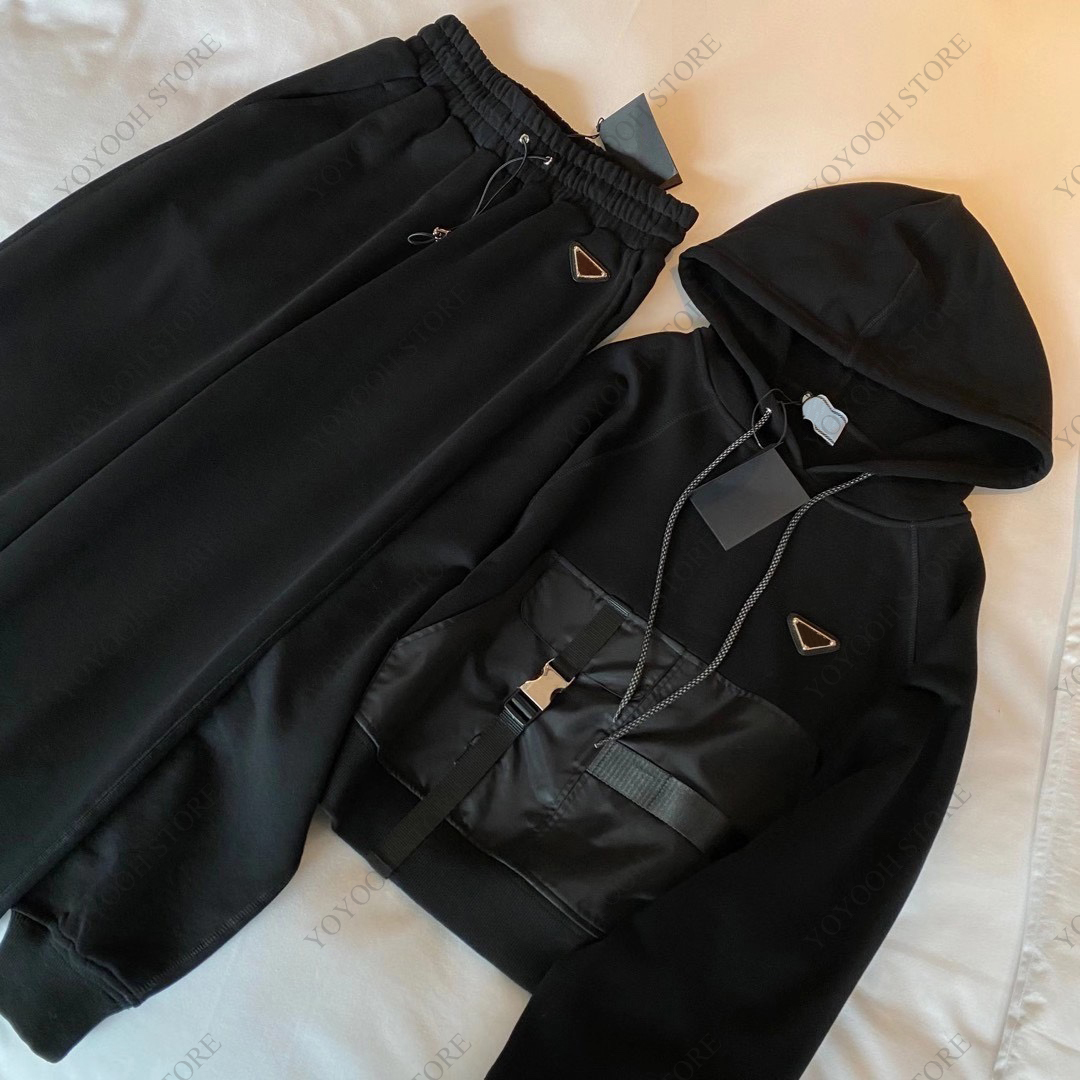 Classic women' Tracksuits autumn winter sportswear designer two piece set fashion with inverted triangle letters high quality Tracksuitses -L, Make up for price
Classic women' Tracksuits autumn winter sportswear designer two piece set fashion with inverted triangle letters high quality Tracksuitses -L, Make up for price