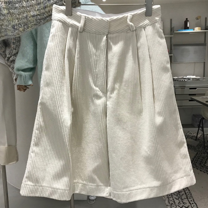 Nomikuma Causal Solid Corduroy Shorts Spring Korean High Waist Women Bottoms New Loose Short Chores Para Mujer 6E608 210427