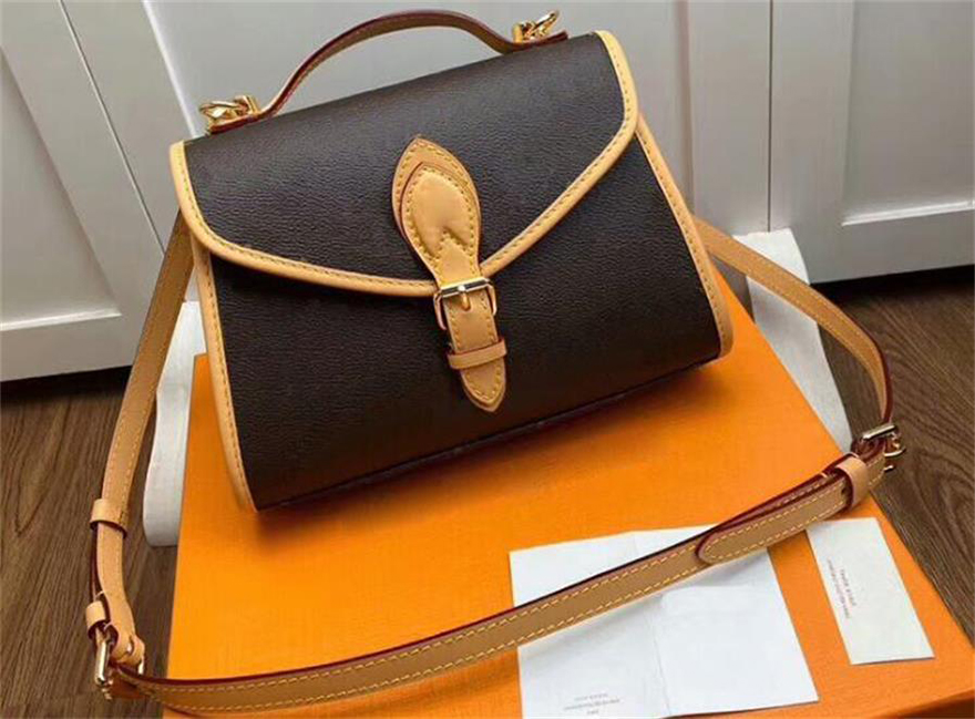 Top Version Trend Ladies Shoulder Bags Messenger Bag High Quality Leather Perfect Design High-end Luxury Designer Handbag, Brown flower
Top Version Trend Ladies Shoulder Bags Messenger Bag High Quality Leather Perfect Design High-end Luxury Designer Handbag, Brown flower