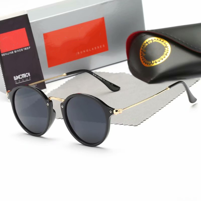 1pcs Fashion Sunglasses Eyewear Sun Glasses Designer Mens Womens Brown Cases Black Metal Frame Dark 50mm Lenses For eyeglasses
1pcs Fashion Sunglasses Eyewear Sun Glasses Designer Mens Womens Brown Cases Black Metal Frame Dark 50mm Lenses For eyeglasses