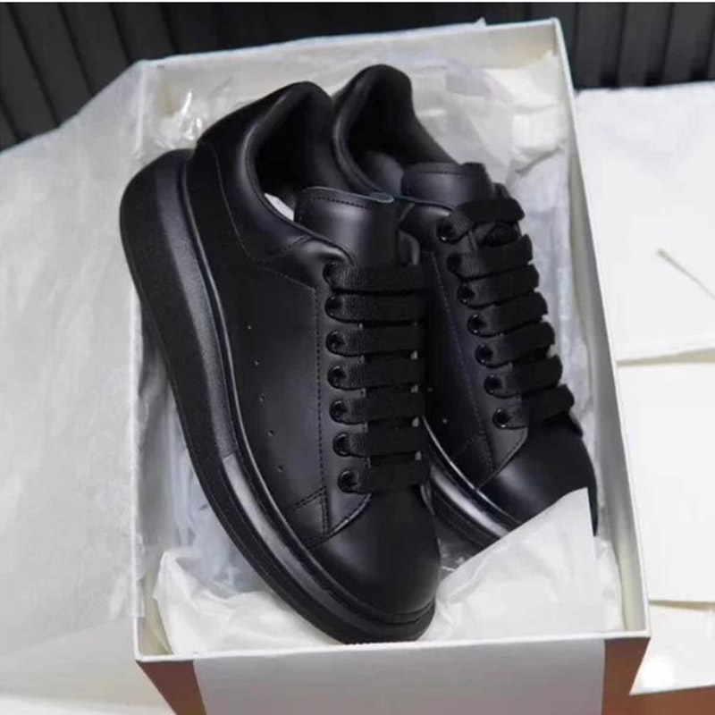 TAG Top quality 2022 designer fashion espadrilles casual shoes White Black mens women flats Lace Up Platform oversized suede, Color 18
TAG Top quality 2022 designer fashion espadrilles casual shoes White Black mens women flats Lace Up Platform oversized suede, Color 18
