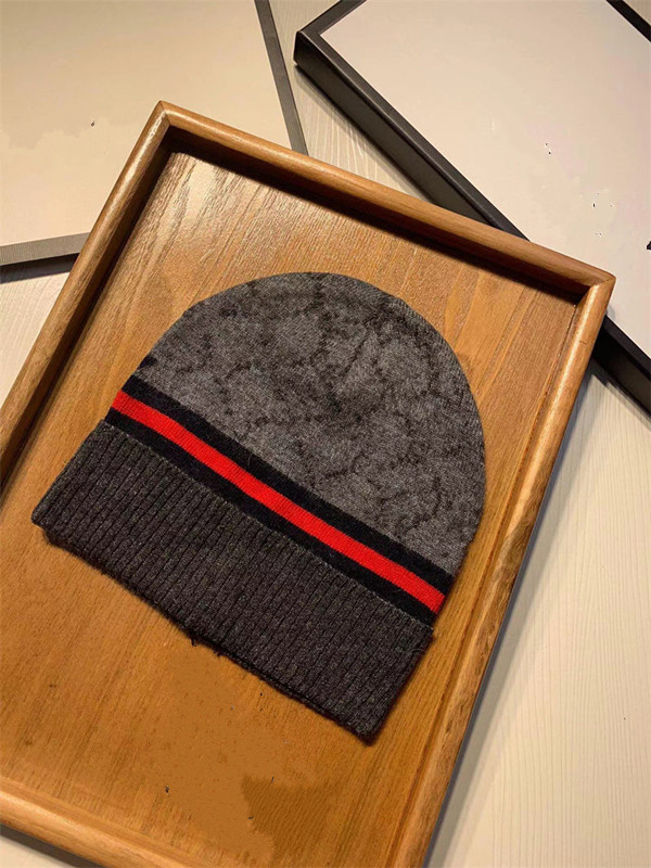 2022TT6 High quality beanie unisex knitted hat Plaid Letters Casual Skull Caps sports ladies casual outdoor Beanies Fashion hats, 8 without box
2022TT6 High quality beanie unisex knitted hat Plaid Letters Casual Skull Caps sports ladies casual outdoor Beanies Fashion hats, 8 without box