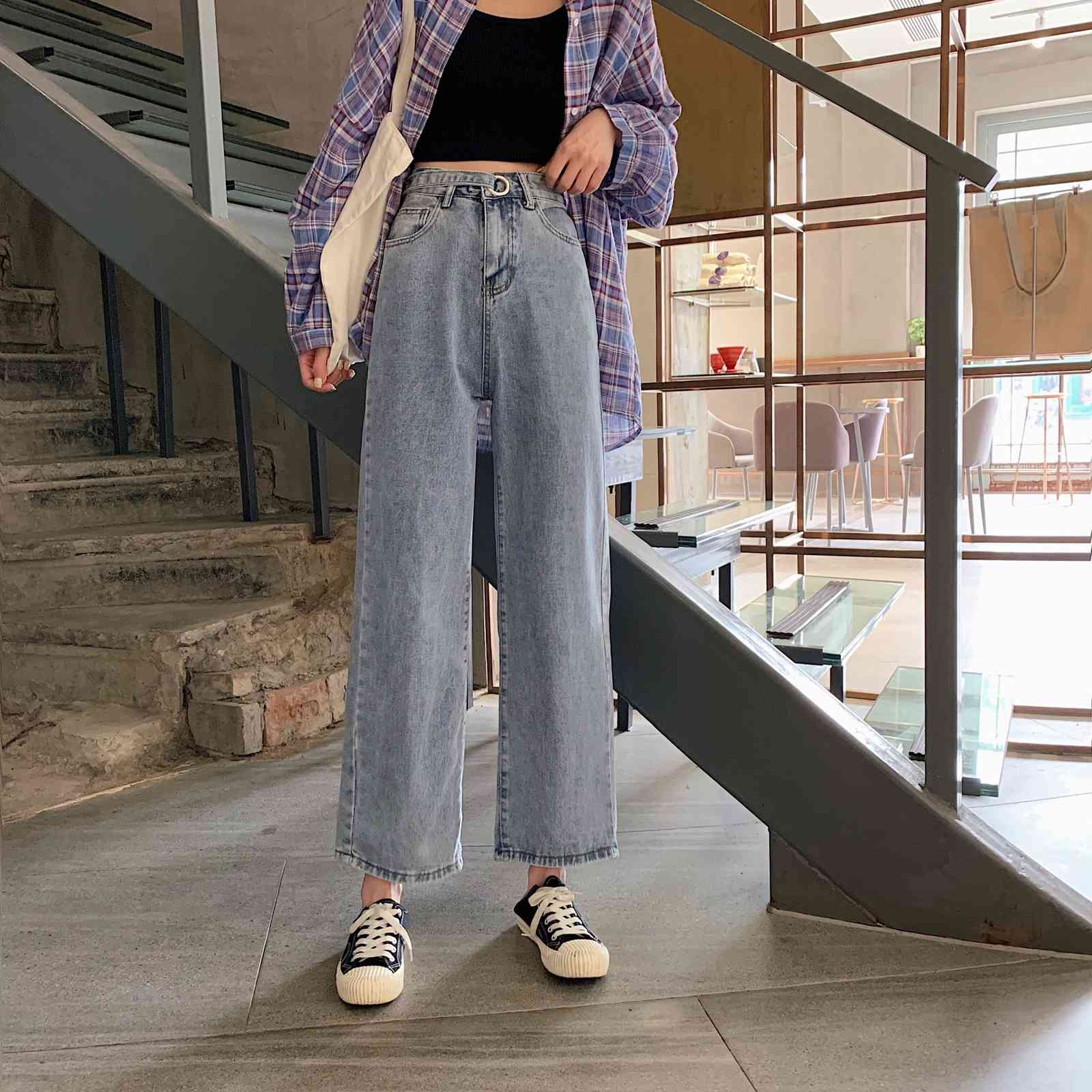 jeans 2021 spring and summer korean high waist skinny women's wide leg pants loose floor student, Blue
jeans 2021 spring and summer korean high waist skinny women's wide leg pants loose floor student, Blue