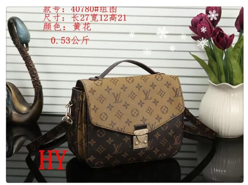 LVLOUISVITTON BagVUTTON designers bags leather Messenger Bag Women Totes printing Shoulder Bags classic crossbody bag
LVLOUISVITTON BagVUTTON designers bags leather Messenger Bag Women Totes printing Shoulder Bags classic crossbody bag