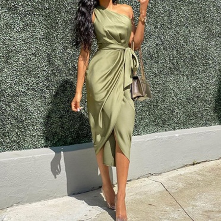 2021 Oblique Shoulder Irregular Dress Splicing Band Elegant Ladies MIDI Skirt Belt to Send And American Wind, Pink
2021 Oblique Shoulder Irregular Dress Splicing Band Elegant Ladies MIDI Skirt Belt to Send And American Wind, Pink