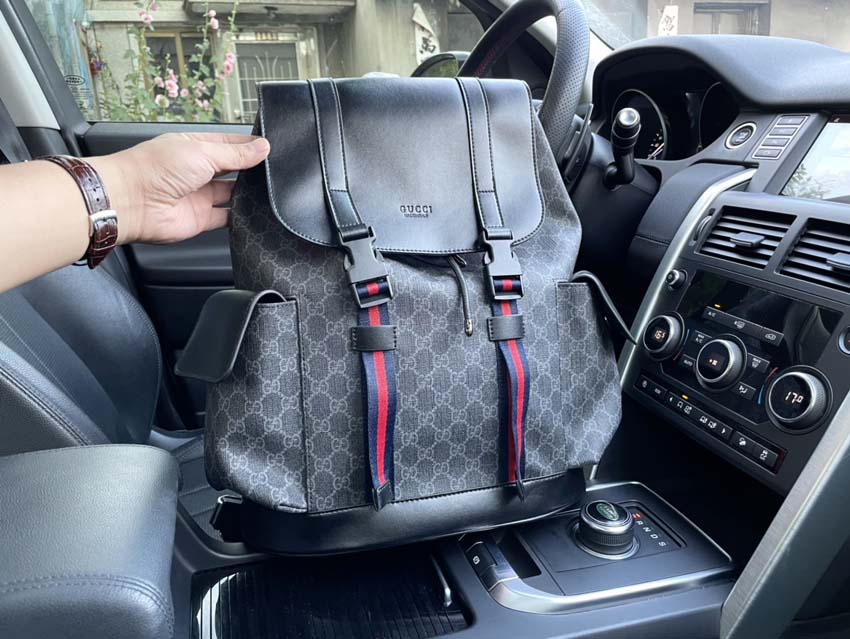 Designers Bags High quality Handbag fashion Backpack Style With original dust Bag
Designers Bags High quality Handbag fashion Backpack Style With original dust Bag