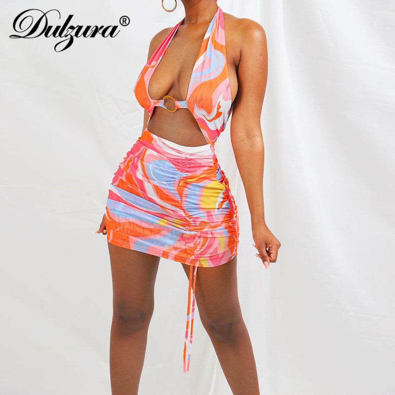 tie dye print sleeveless hollow out halter mini dress dstring ruched bodycon backless streetwear 2021 summer, Black;gray
tie dye print sleeveless hollow out halter mini dress dstring ruched bodycon backless streetwear 2021 summer, Black;gray