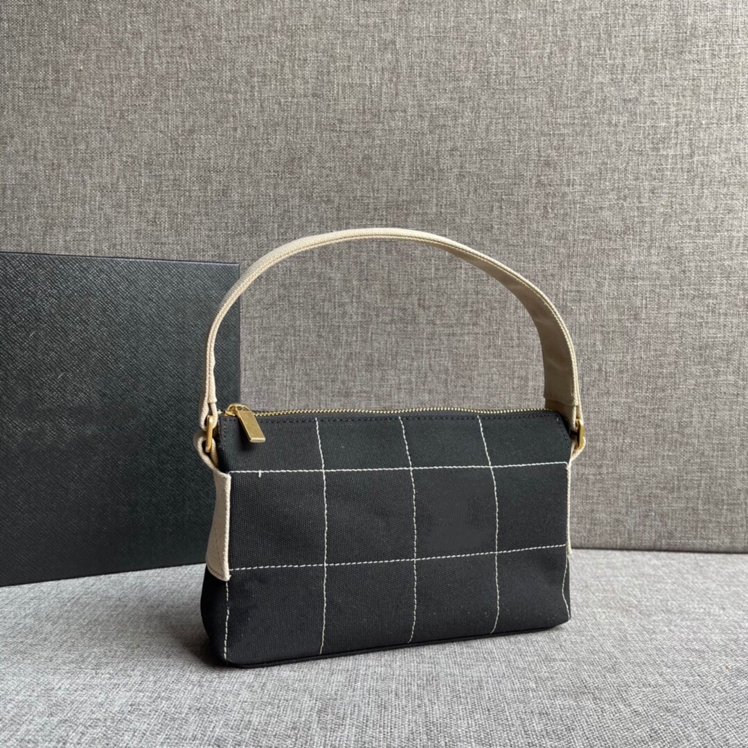 Luxury Design Classic Vintage Armpit Tote Bag Cotton And Linen Embroidery Plaid Stitching Handbag Print Large Logo Stylish Shoulder Package, 11111
Luxury Design Classic Vintage Armpit Tote Bag Cotton And Linen Embroidery Plaid Stitching Handbag Print Large Logo Stylish Shoulder Package, 11111