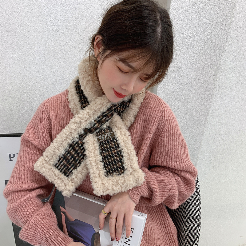 Womens Autumn and Winter Cross Scarf Japanese Fur Collar Yang Mi Check Pattren All-Match Short Scarf No. 6
Womens Autumn and Winter Cross Scarf Japanese Fur Collar Yang Mi Check Pattren All-Match Short Scarf No. 6
