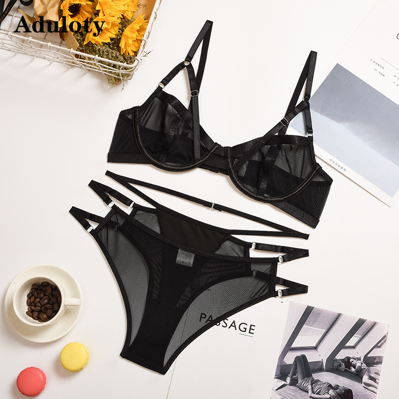 2021 New womens underwear set mesh thin section see-through hollow stitching sling sexy erotic lingerie underwire bra panty set, Red
2021 New womens underwear set mesh thin section see-through hollow stitching sling sexy erotic lingerie underwire bra panty set, Red