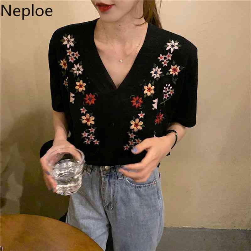 Neploe Women Sweater Coat Summer V Neck Embroidery Knitted Cardigan Jacket Short Sleeve Single Breasted Thin Vintage Tops 4l165 210422