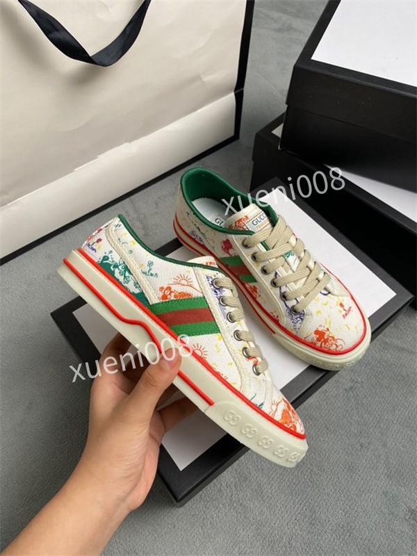 2021 Luxury Designer High Top Men Casual Shoes Fashion Mixed Color Black White Leather Lace Up Flat Soled Sports Trainers Comfortable Outdoor gczx201102, Choose the color
2021 Luxury Designer High Top Men Casual Shoes Fashion Mixed Color Black White Leather Lace Up Flat Soled Sports Trainers Comfortable Outdoor gczx201102, Choose the color