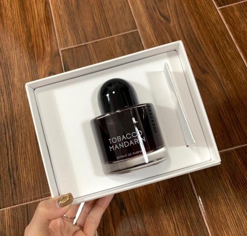 Byredo Night Veils Casablanca Lily Sellier Night Veils Reine de Nuit Night Veils Tobacco Mandarin Natural Unisex Perfume 50ML
Byredo Night Veils Casablanca Lily Sellier Night Veils Reine de Nuit Night Veils Tobacco Mandarin Natural Unisex Perfume 50ML