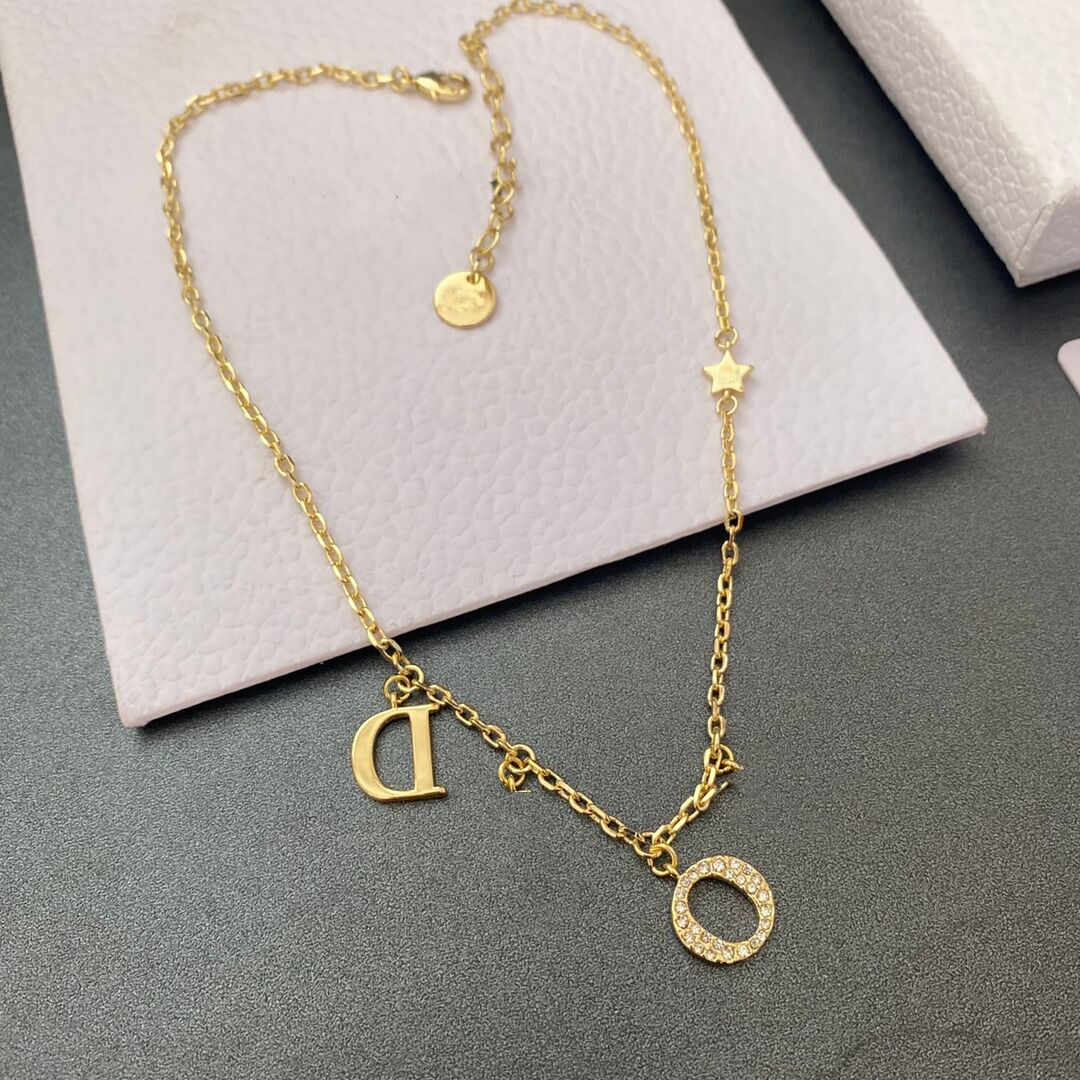 letters design pendant necklaces Senior jewelry Custom-made for a noble lady crystal letter O Glittering ornament pentagram decoration thin, Silver
letters design pendant necklaces Senior jewelry Custom-made for a noble lady crystal letter O Glittering ornament pentagram decoration thin, Silver