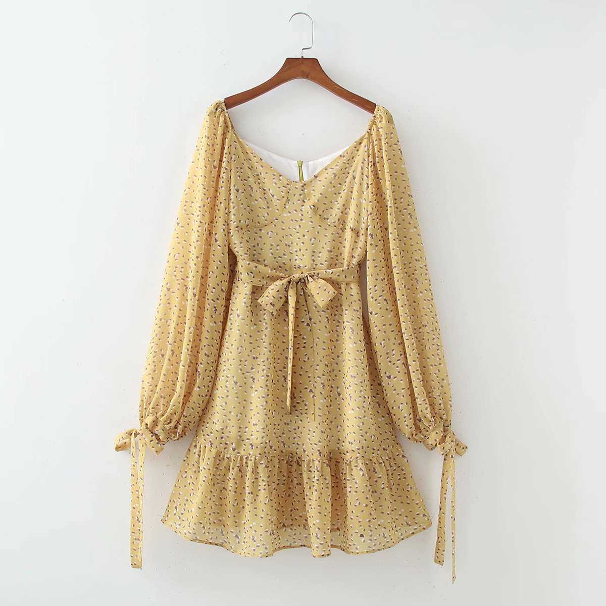 Women Vintage Printed Dress with Sashes Long Lantern Sleeves V-neck Back Zip Short Dresses Woman Robe 210709, Yellow
Women Vintage Printed Dress with Sashes Long Lantern Sleeves V-neck Back Zip Short Dresses Woman Robe 210709, Yellow