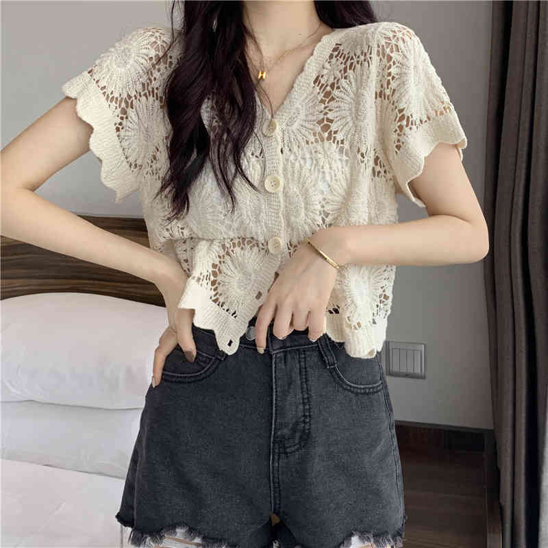 Korean vintage Casual Hook Flower Hollow Out Cardigan Elegant V-Neck Single Breasted Women's Summer Short Sleeve Chic Top 210519