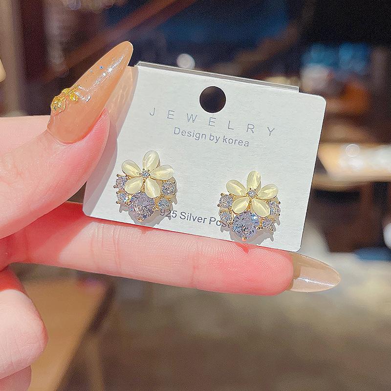 Stud Opal Flower Earrings Female Super Flash Korean Version Of Large Zircon Ear Studs Exquisitely Set High-end Jewelry, Golden;silver