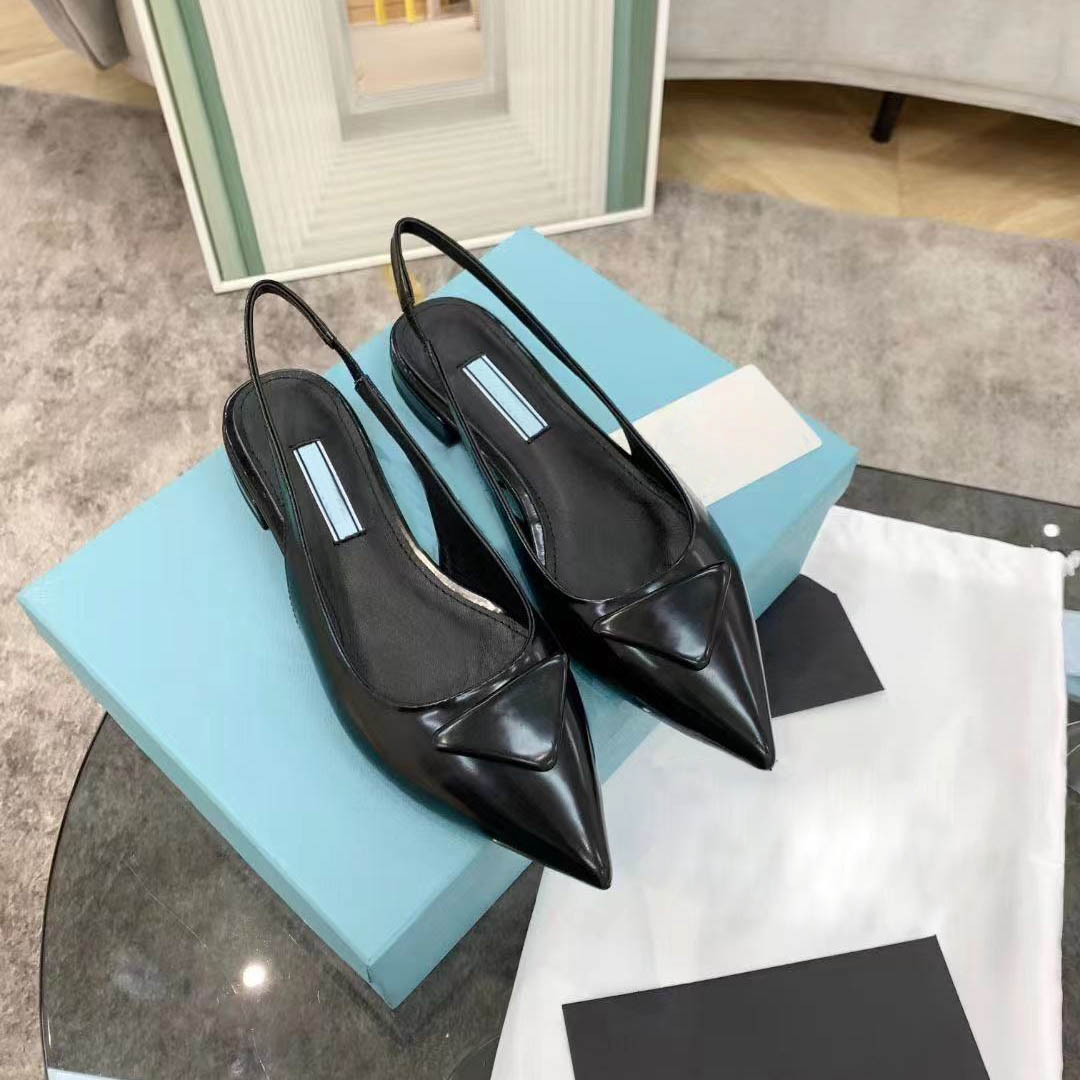 2021 fashion women slides Crystal Calf leather quilted Platform sandals shoes Designer sapatos Flat sandalias size 35-40, White
2021 fashion women slides Crystal Calf leather quilted Platform sandals shoes Designer sapatos Flat sandalias size 35-40, White