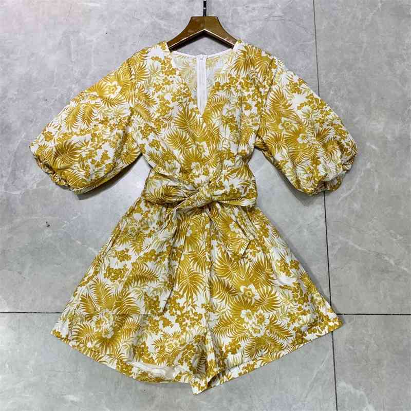 Truevoker Summer Runway Designer Jumpsuit Women's High End Fashion Playsuits Short Sleeve Yellow Print Cotton Party Rompers 210602
Truevoker Summer Runway Designer Jumpsuit Women's High End Fashion Playsuits Short Sleeve Yellow Print Cotton Party Rompers 210602
