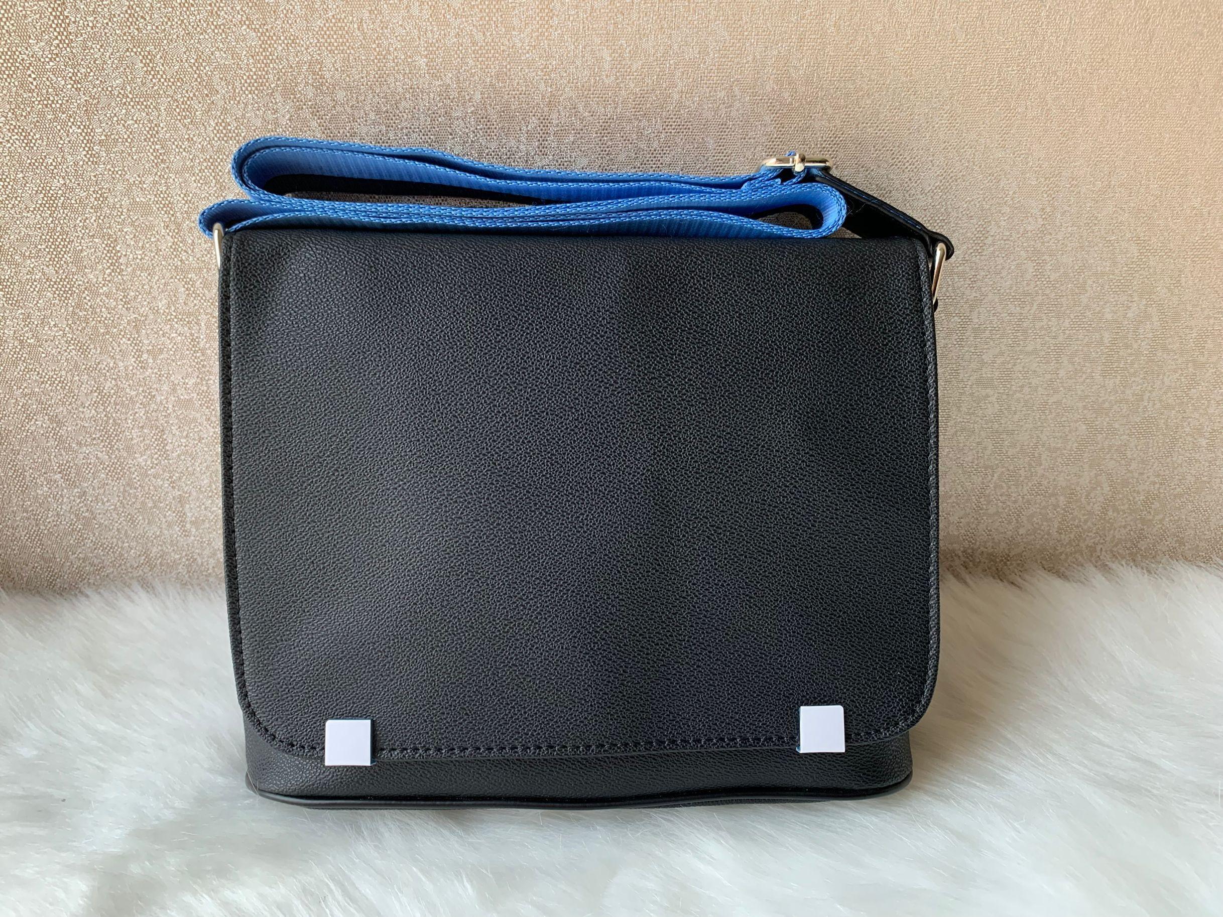 Briefcase Handbag Briefcas Bag men Leather Backpack Luxurys Shoulder Famous Designers Handbag Crossbody Lady Tote
Briefcase Handbag Briefcas Bag men Leather Backpack Luxurys Shoulder Famous Designers Handbag Crossbody Lady Tote