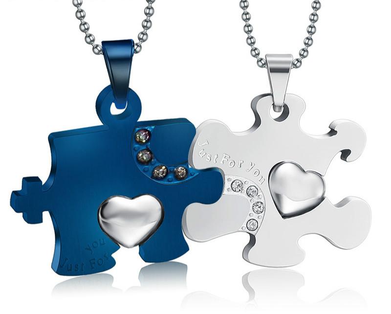 Pendentif Colliers Lovers 'Accessoire de mode Étudiants Couples Collier Bleu Classic Jigsaw Puzzle Couples' avec