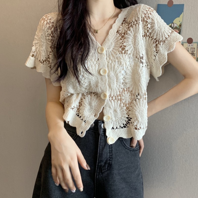 Korean vintage Casual Hook Flower Hollow Out Cardigan Elegant V-Neck Single Breasted Women's Summer Short Sleeve Chic Top 210519