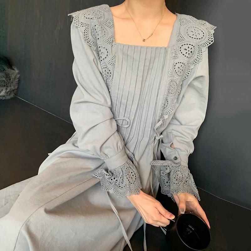 Casual Dresses Korean Chic Lace Up Retro Elegant Ruffled Hollow Out Square Flare Sleeve Dress Women Waist Pleated Fashion Autumn, Black;gray
Casual Dresses Korean Chic Lace Up Retro Elegant Ruffled Hollow Out Square Flare Sleeve Dress Women Waist Pleated Fashion Autumn, Black;gray