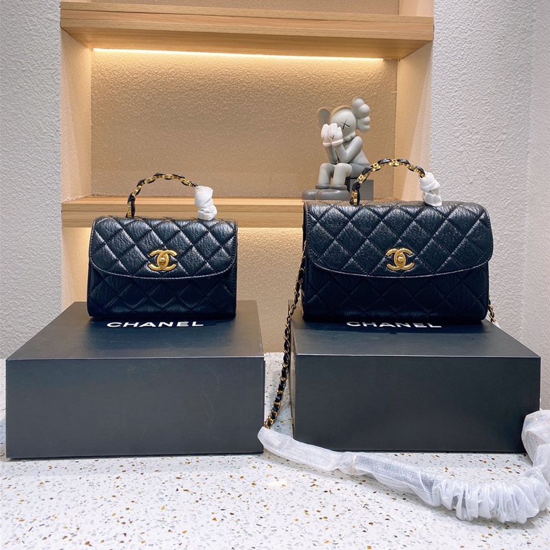gift box real leather Vintage Wallets Luxurys Designers classic chain Crossbody Bags Lady Handbags wallet purses Women Fashion Messenger Shoulder Bag, Red;black
gift box real leather Vintage Wallets Luxurys Designers classic chain Crossbody Bags Lady Handbags wallet purses Women Fashion Messenger Shoulder Bag, Red;black