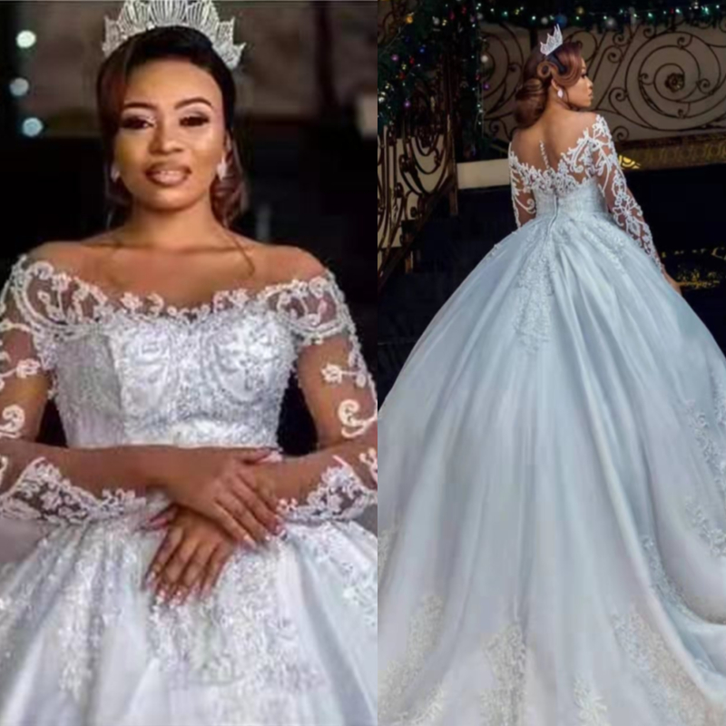 2022 Luxury Ball Gown Wedding Dresses With Long Sleeve Lace Appliqued Beads Illusion Scoop Neck Button Chapel African Bridal Wedding Dress Robes De Ma