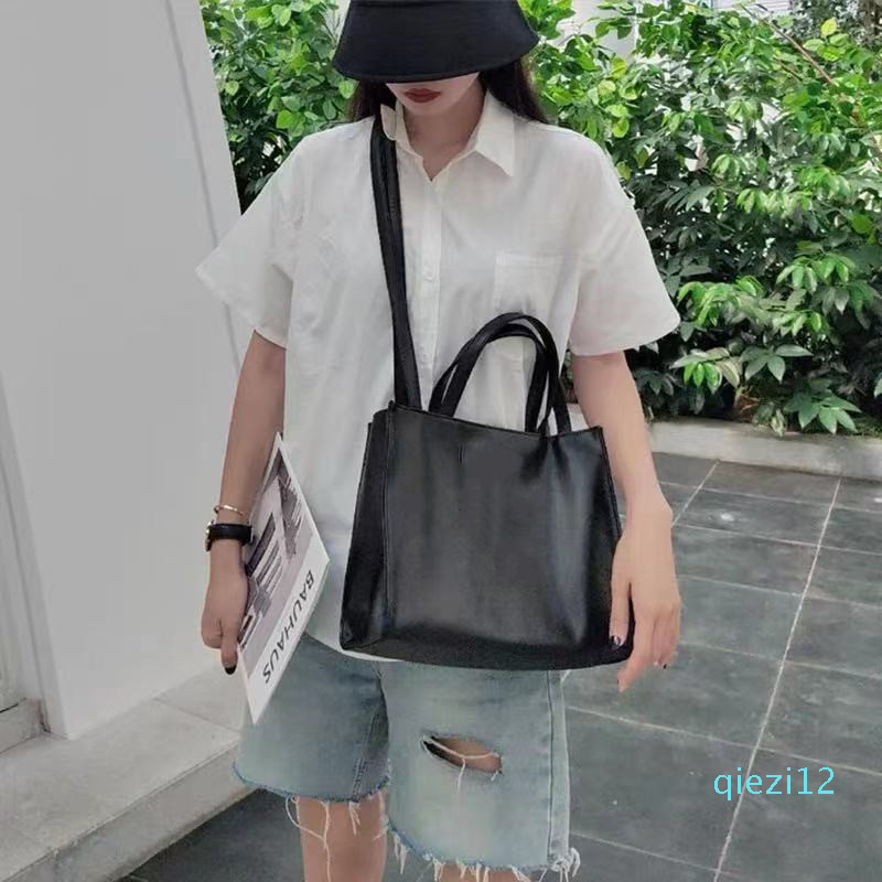 2021 Women Designer top bags Womens Purse Tote handbags Fashion Style Luxury bag Pu Leather High Quality handbag wholesale Wallets3
2021 Women Designer top bags Womens Purse Tote handbags Fashion Style Luxury bag Pu Leather High Quality handbag wholesale Wallets3