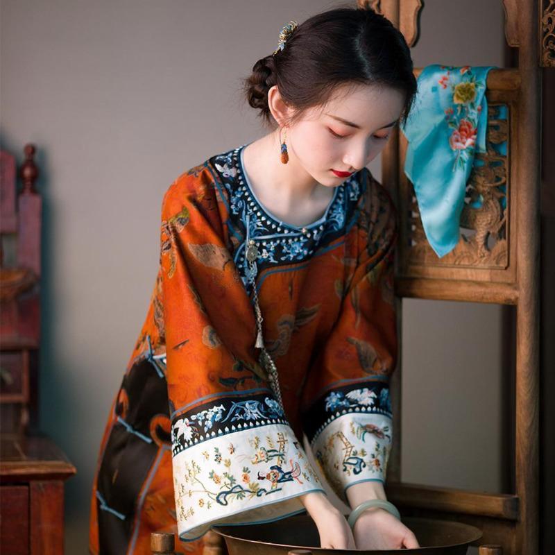 Ethnic Clothing Vintage Art Print Qipao Style Women Chinese Dress Hanfu Traditional Long Cheongsam Round Neck Elegant Vestido Chino
Ethnic Clothing Vintage Art Print Qipao Style Women Chinese Dress Hanfu Traditional Long Cheongsam Round Neck Elegant Vestido Chino