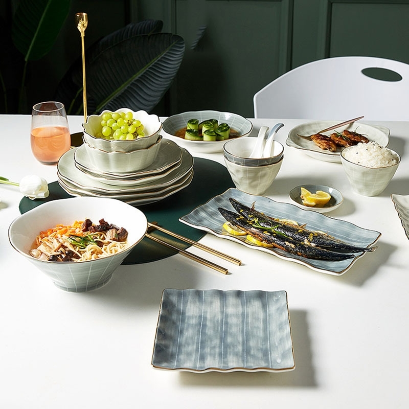 Italian light luxury tableware set household creative modern high-value and dishes combination
Italian light luxury tableware set household creative modern high-value and dishes combination