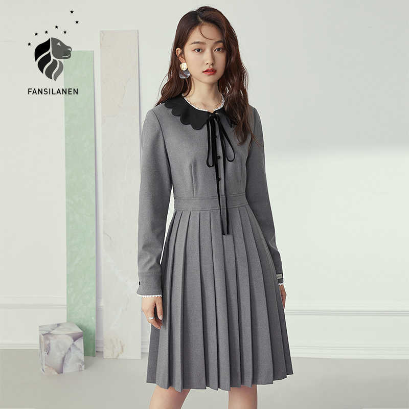 FANSILANEN Autumn winter knitted midi pleated dress Women long sleeve lace black vintage Female bow bandage elegant 210607, Gray
FANSILANEN Autumn winter knitted midi pleated dress Women long sleeve lace black vintage Female bow bandage elegant 210607, Gray