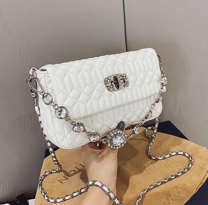 wholesale women handbag street fashion embossed leather chain bag sweet ladies diamond womens shoulder bags diamonds pearl messenger handbags
wholesale women handbag street fashion embossed leather chain bag sweet ladies diamond womens shoulder bags diamonds pearl messenger handbags