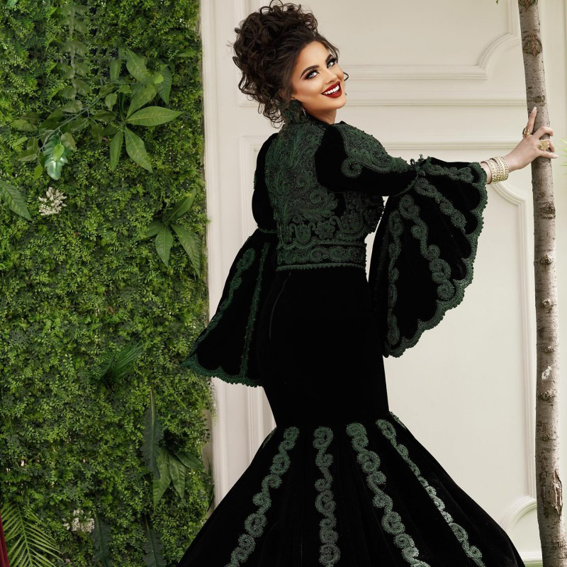 Traditional Kosovo Albanian Style Black Evening Dresses Flared Long Sleeves Applique Mermaid Prom Gowns robe de soiree 2022, Purple
Traditional Kosovo Albanian Style Black Evening Dresses Flared Long Sleeves Applique Mermaid Prom Gowns robe de soiree 2022, Purple