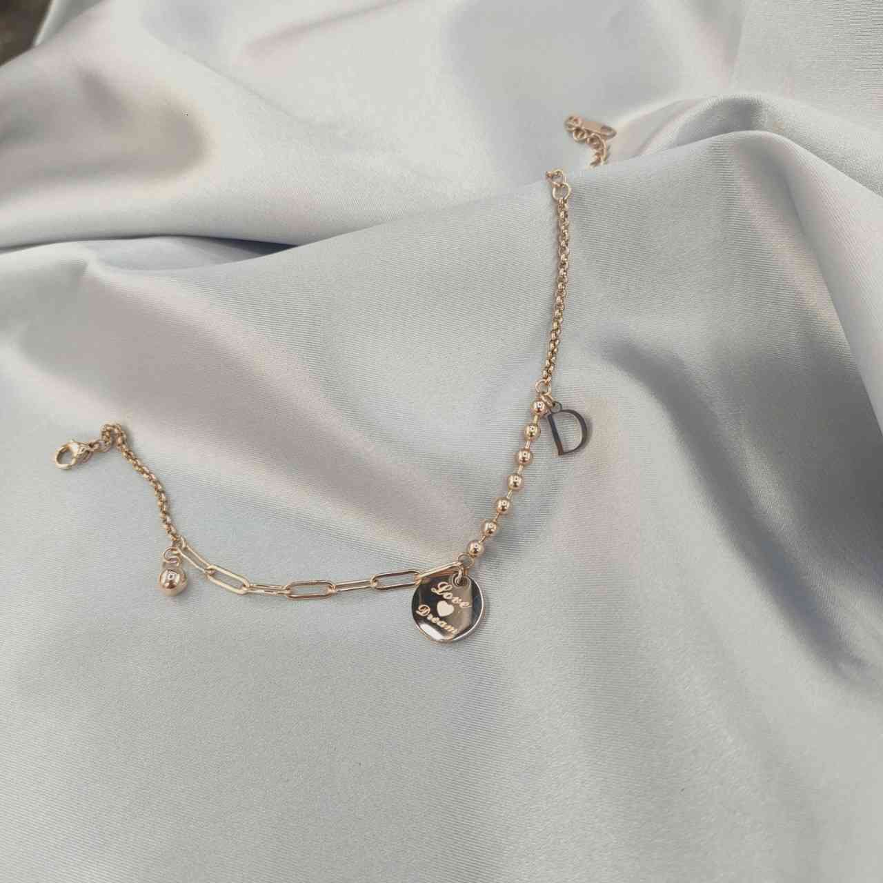 the New Ins Letter d Titanium Steel Bracelet Is Not Easy for Women to Lose Color, Keep Color and Fashion Love Jewelry
the New Ins Letter d Titanium Steel Bracelet Is Not Easy for Women to Lose Color, Keep Color and Fashion Love Jewelry