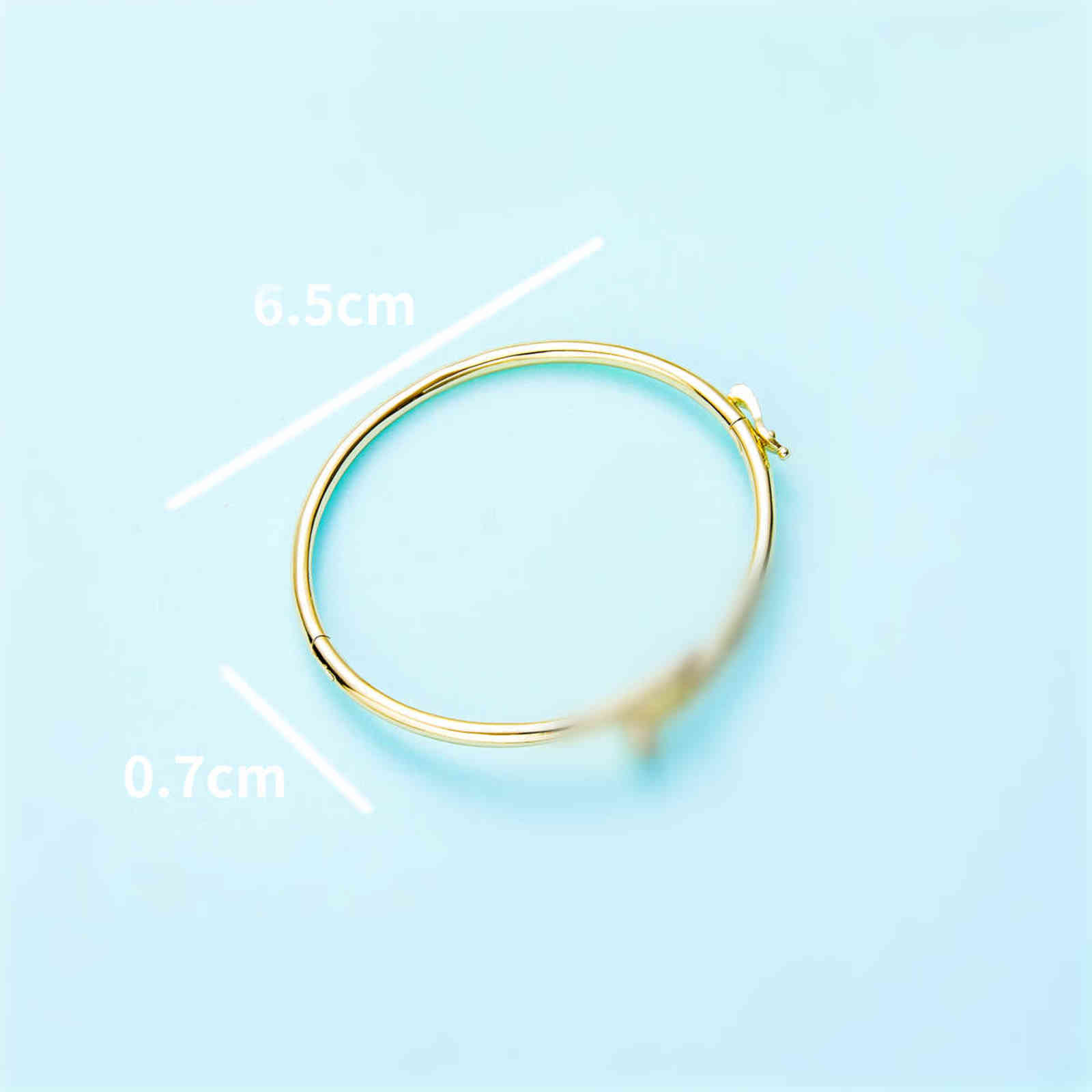 Bangles for Women Gold Color Copper Materiel New Luxury Brand Fashion Classic Lovers Nail Bracelet Gold Trendy Jewelry Gifts
Bangles for Women Gold Color Copper Materiel New Luxury Brand Fashion Classic Lovers Nail Bracelet Gold Trendy Jewelry Gifts