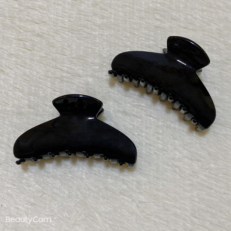 9X4.5CM Fashion black Acetate with diamond simple claw clips C hairpin side clip for women favorite delicate Items head accessories vip gift
9X4.5CM Fashion black Acetate with diamond simple claw clips C hairpin side clip for women favorite delicate Items head accessories vip gift
